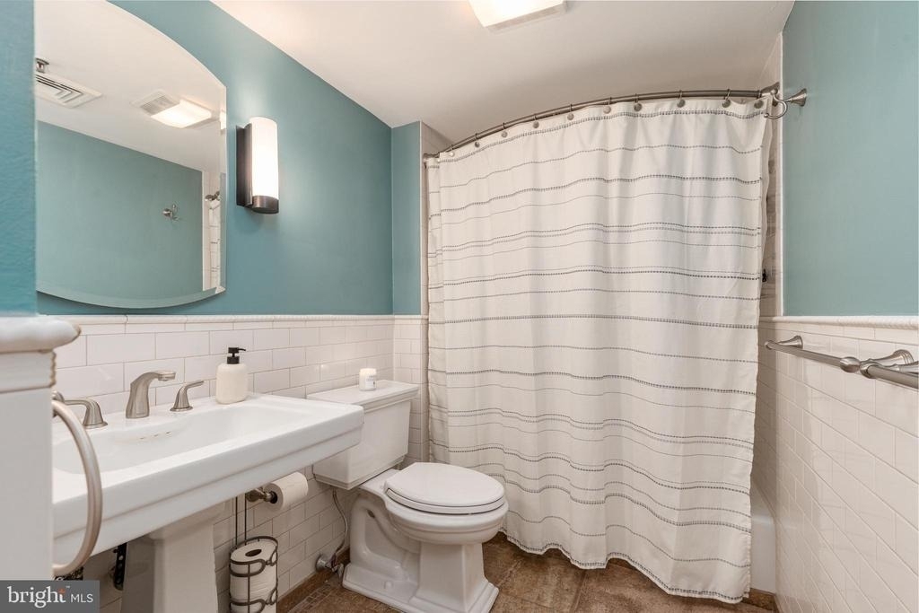 136 N 2nd Street - Photo 18
