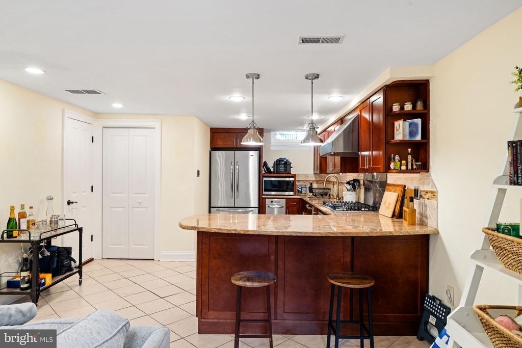 502 S 11th Street - Photo 5