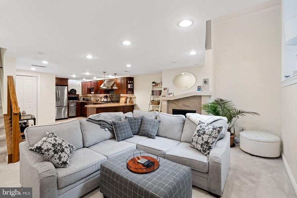 502 S 11th Street - Photo 1