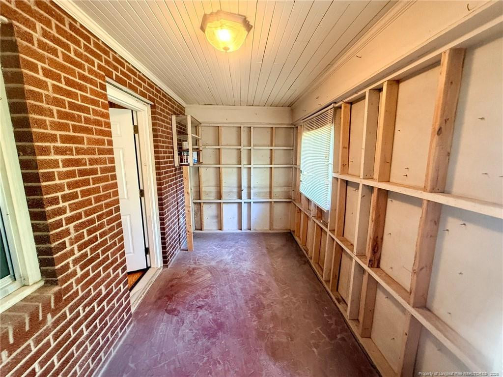 1914 Cherokee Drive - Photo 17