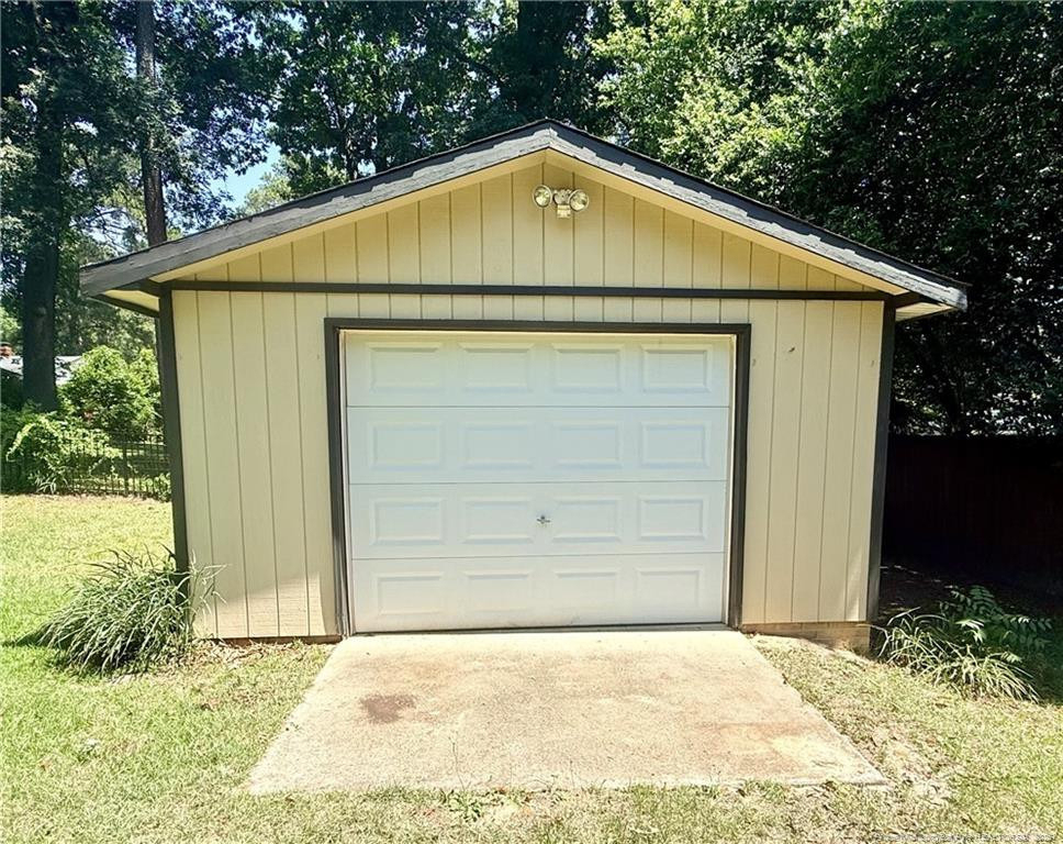 1914 Cherokee Drive - Photo 19