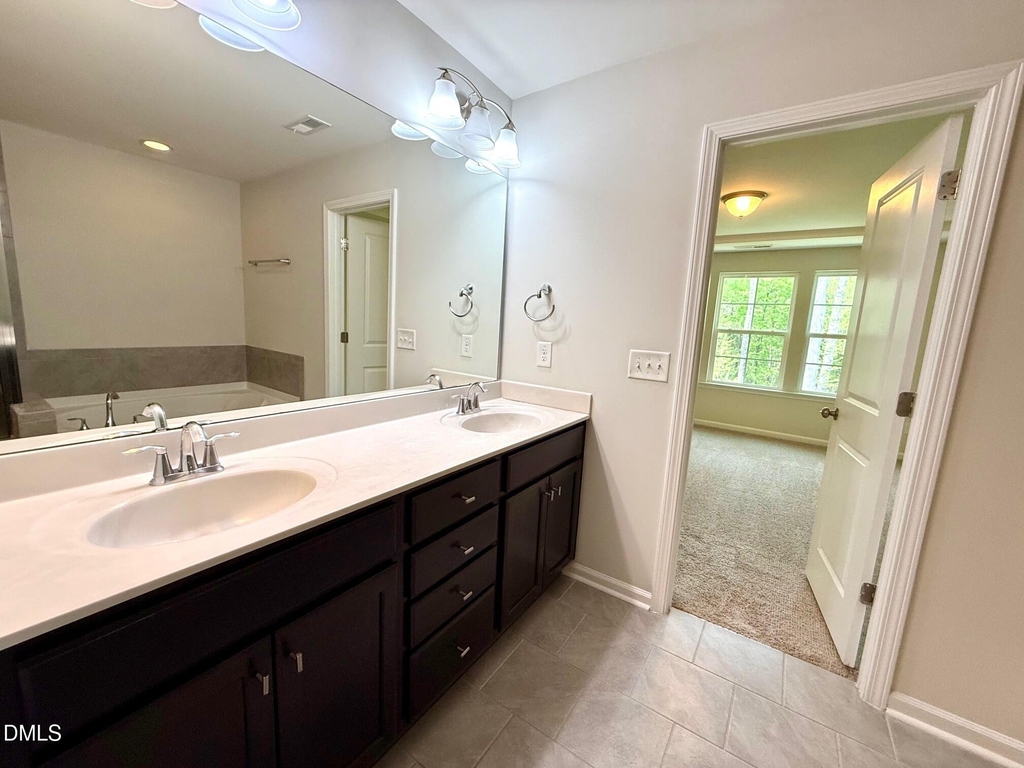 1037 Lakebrink Drive - Photo 35