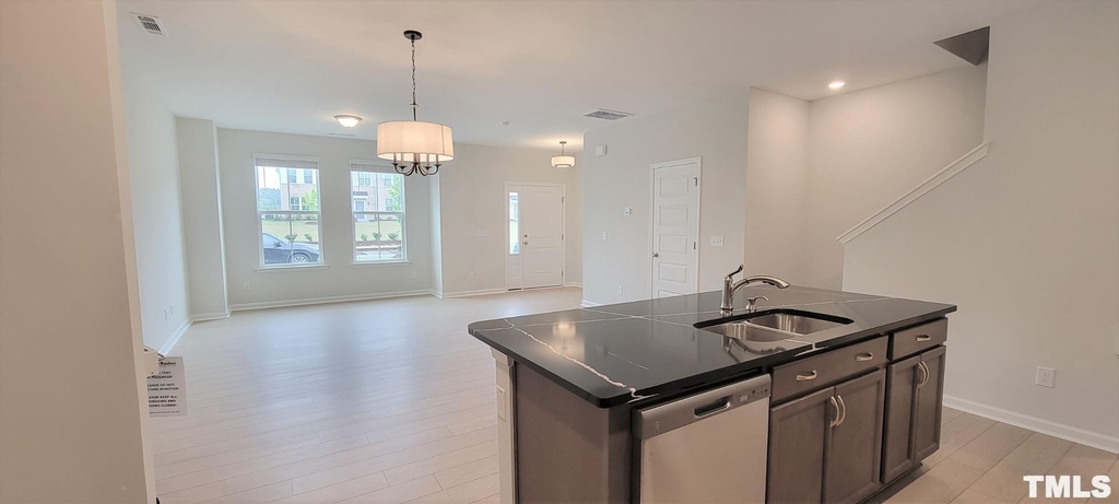 7809 Flatrock Park Drive - Photo 7