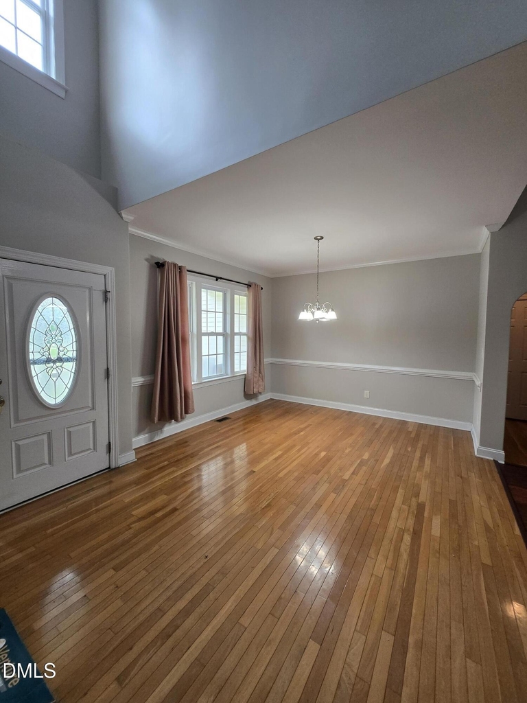 18 Castlewood Drive - Photo 1
