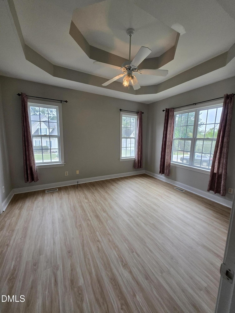 18 Castlewood Drive - Photo 5