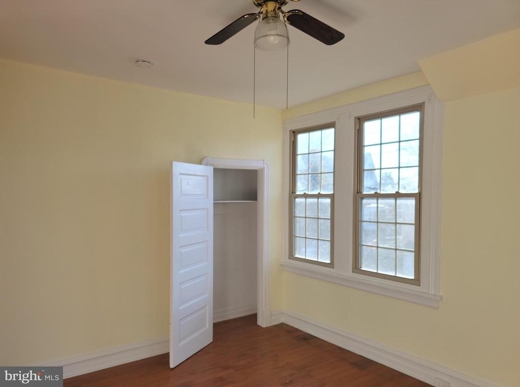 111 Iona Avenue - Photo 7