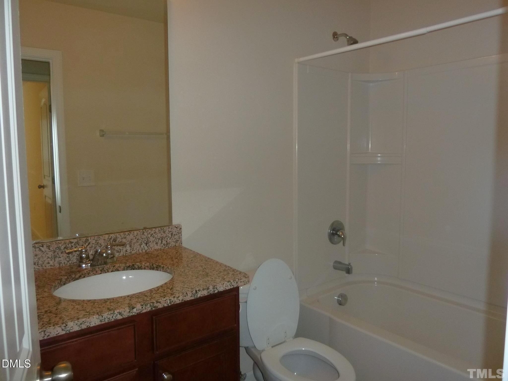 521 Denhoff Drive - Photo 7