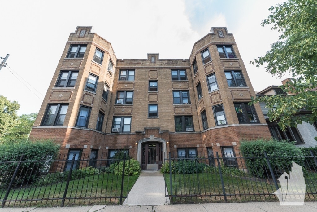 1415-17 W. Hutchinson - Photo 0