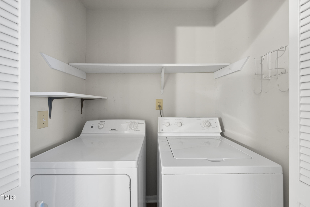 7926 Brown Bark Place - Photo 18