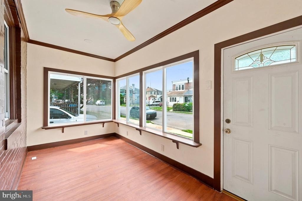 105 Jackson Avenue - Photo 1