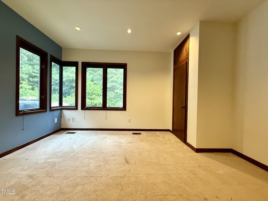5820 Ten Springs Lane - Photo 14