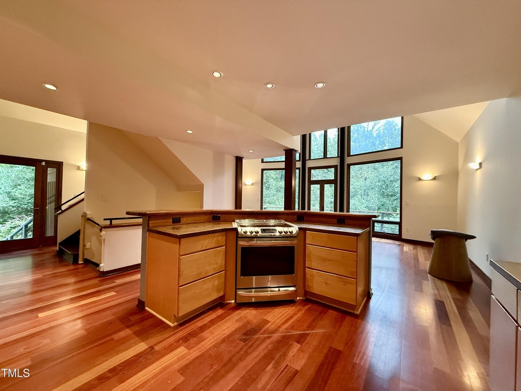 5820 Ten Springs Lane - Photo 7
