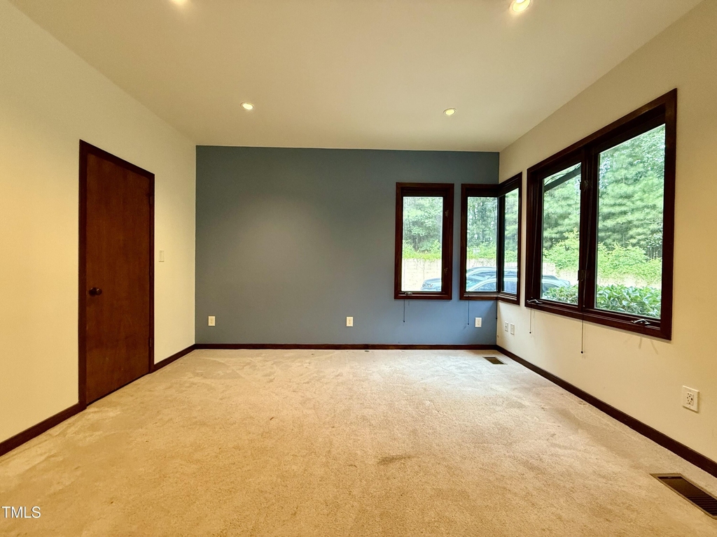 5820 Ten Springs Lane - Photo 12