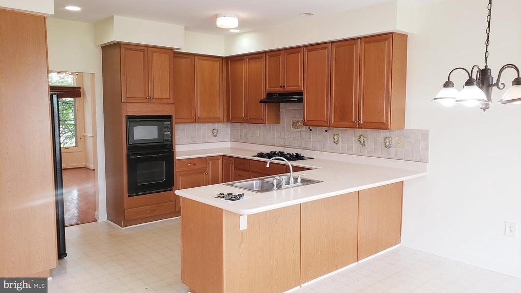 14 Hayworth Circle - Photo 1