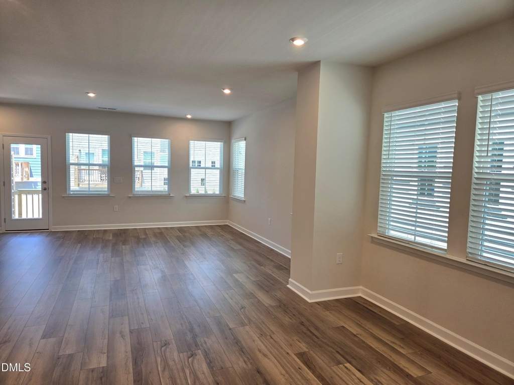 1106 Holding Village Way - Photo 2