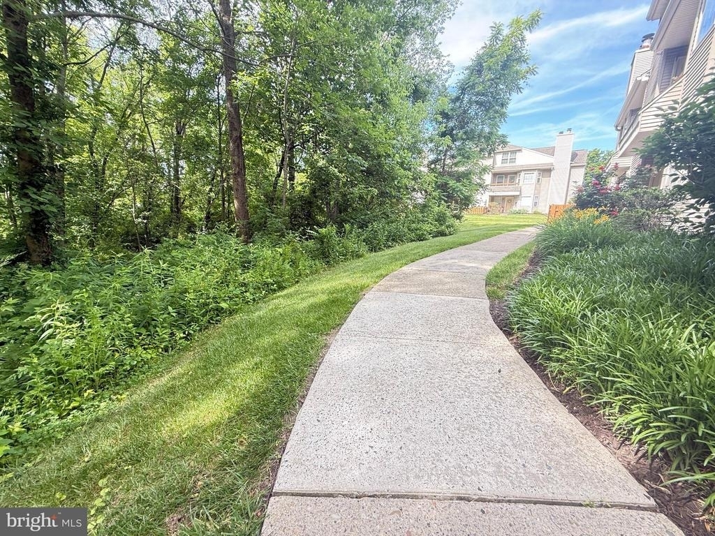 3705 Waltham Court - Photo 16