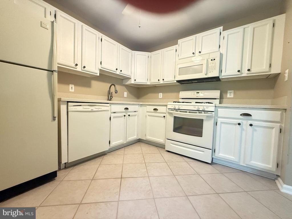 3705 Waltham Court - Photo 1