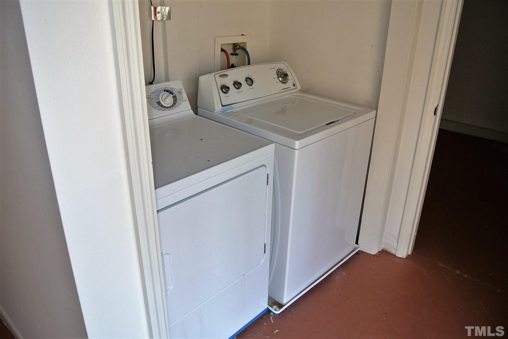 216 Greene Street - Photo 9