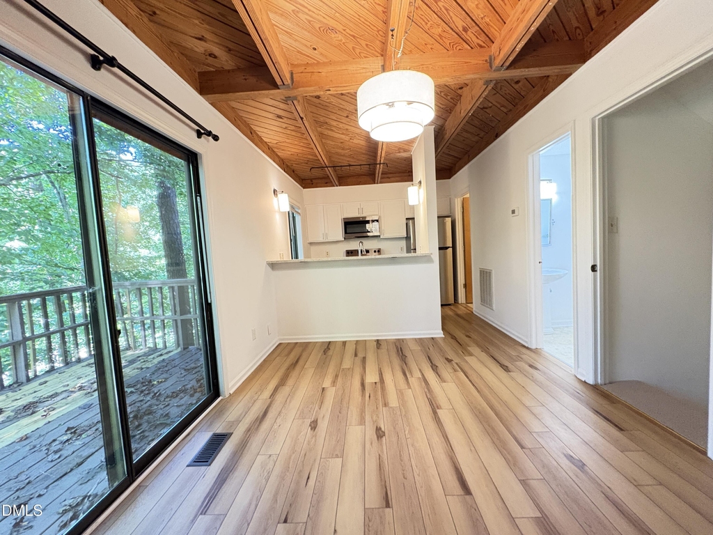 216 Greene Street - Photo 3