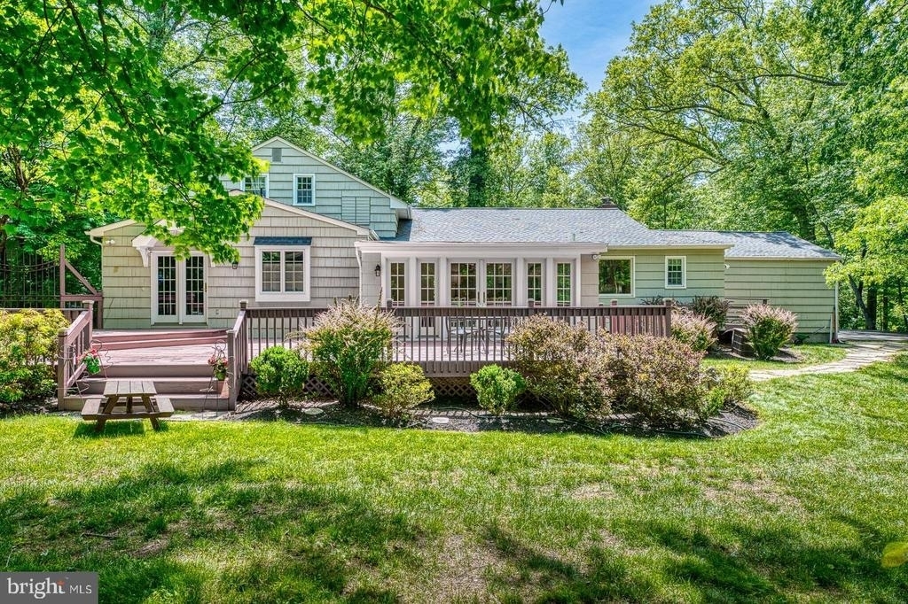 31 Shepard Way - Photo 2
