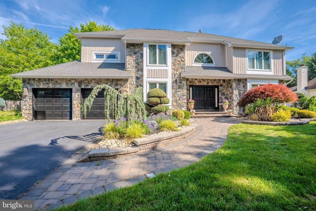 61 Amherst Way - Photo 4
