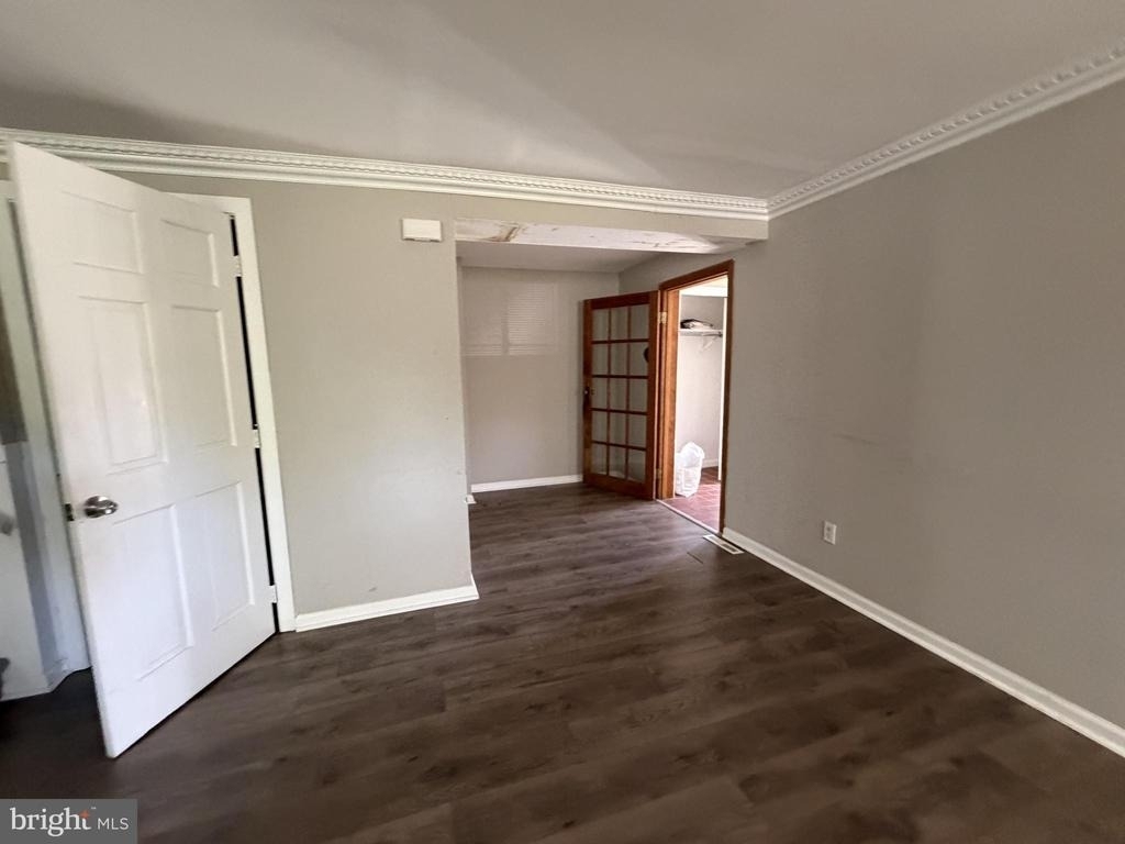 328 Almonesson Road - Photo 3