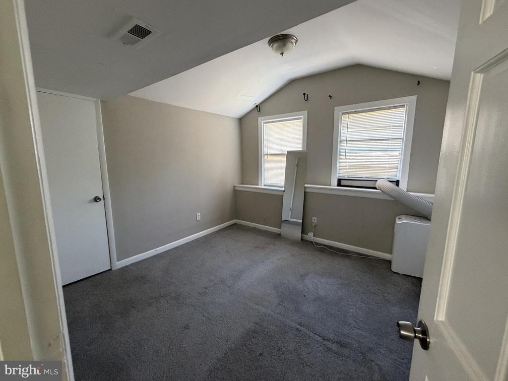 328 Almonesson Road - Photo 4