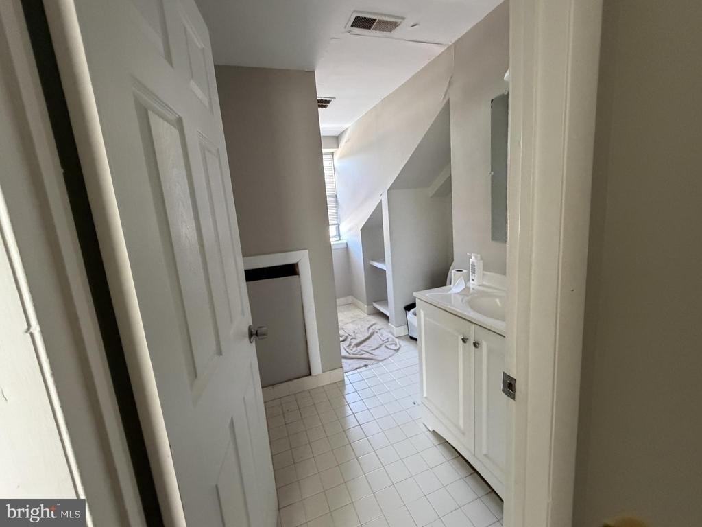 328 Almonesson Road - Photo 8