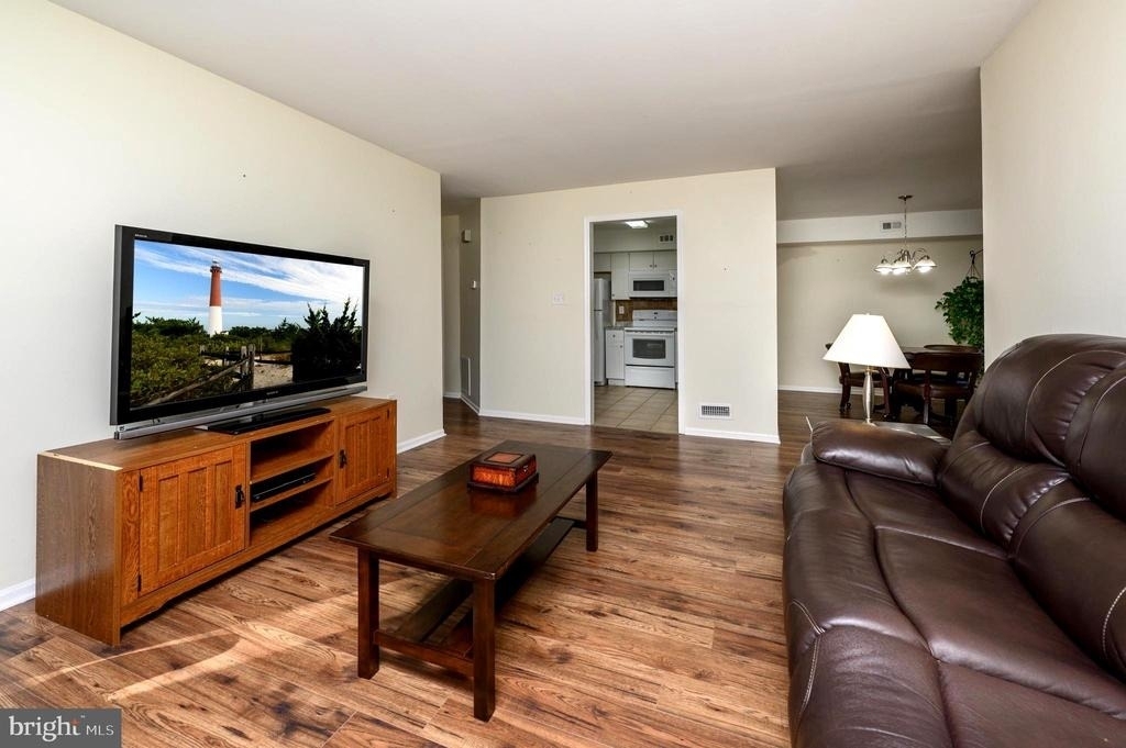 339 Woodlake Drive - Photo 8