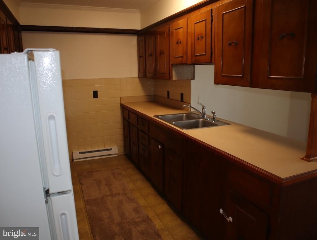 319 Camden Avenue - Photo 6