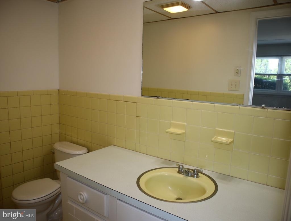319 Camden Avenue - Photo 3