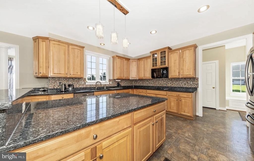 17010 Bivens Lane - Photo 8