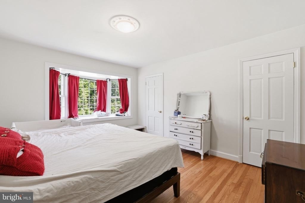 7322 Edmonston Road - Photo 17