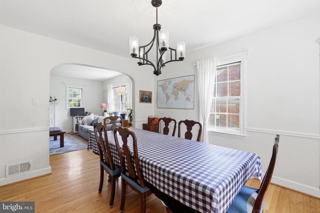 7322 Edmonston Road - Photo 10
