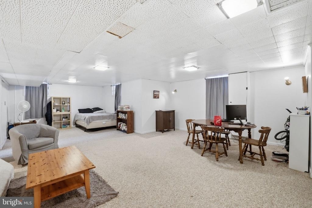 7322 Edmonston Road - Photo 45