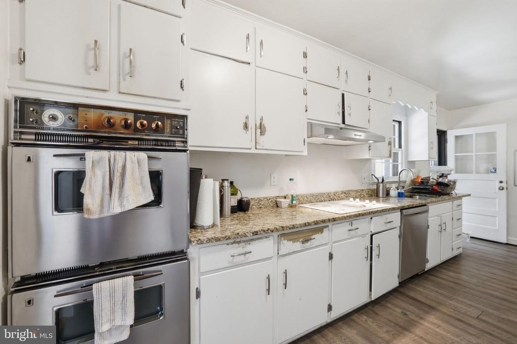 7322 Edmonston Road - Photo 12