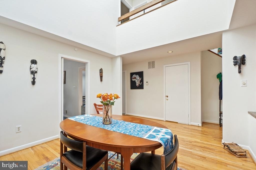 5351 Strathmore Avenue - Photo 7