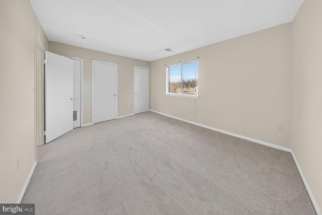 3364 Hewitt Avenue - Photo 12