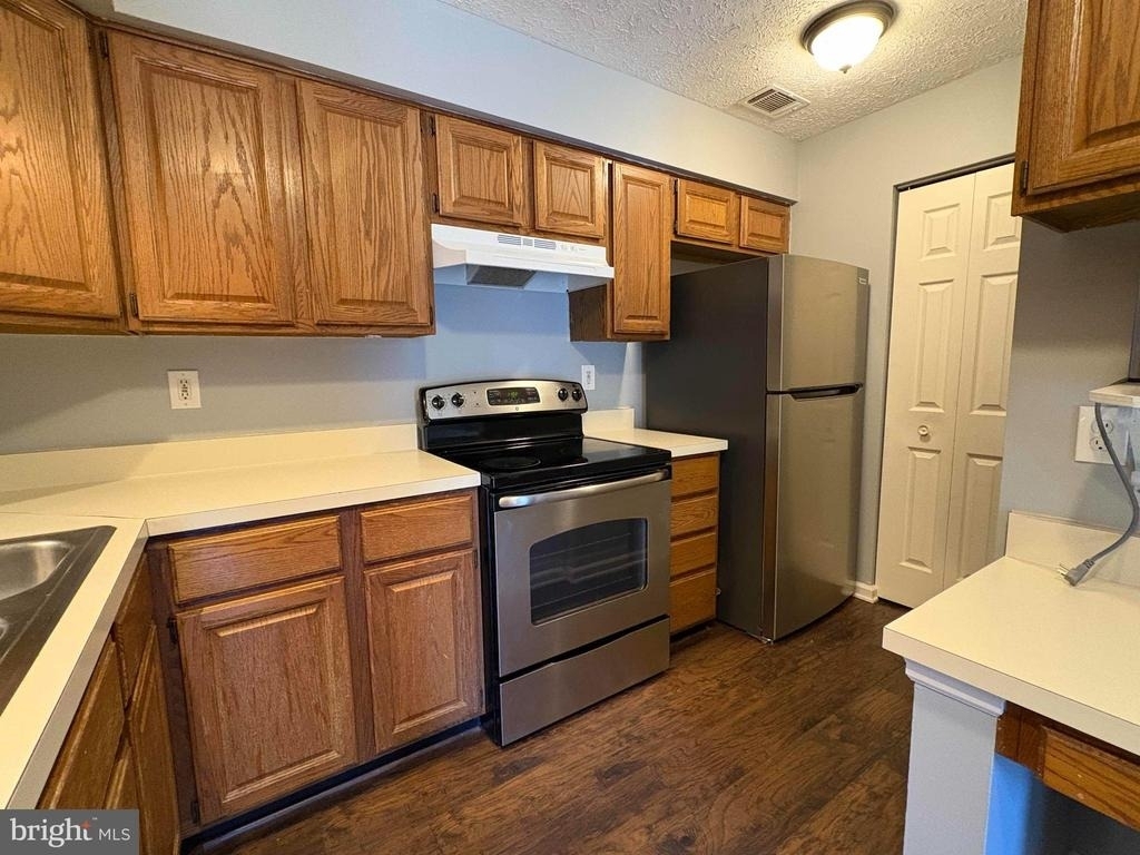 12212 Eagles Nest Court - Photo 14