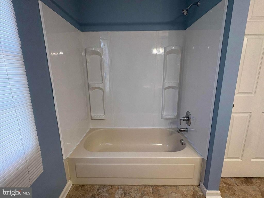 12212 Eagles Nest Court - Photo 32