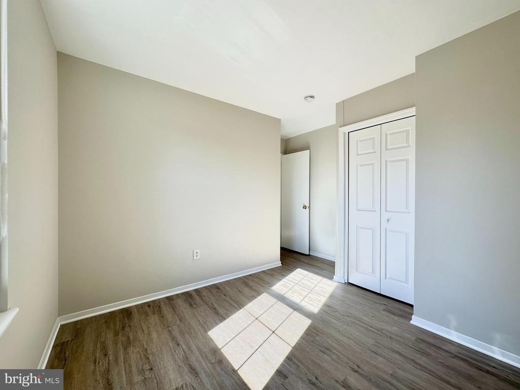 402 Carousel Court - Photo 23