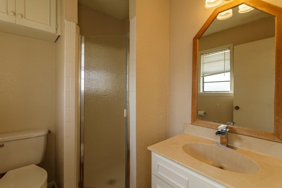1602 Mill St - Photo 24