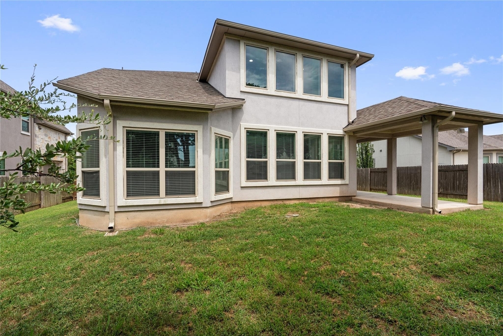 15601 Cabrillo Way - Photo 1