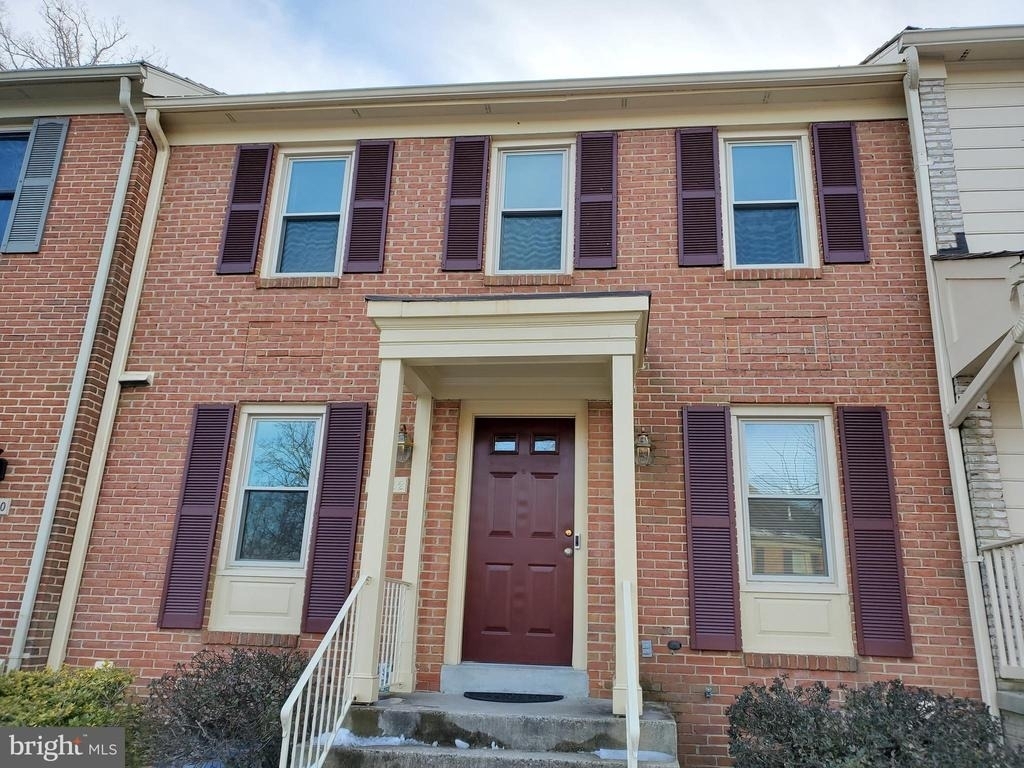 15322 Manor Village Lane - Photo 0
