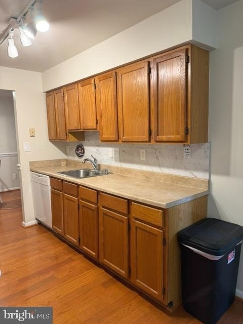 20121 Waterside Drive - Photo 6