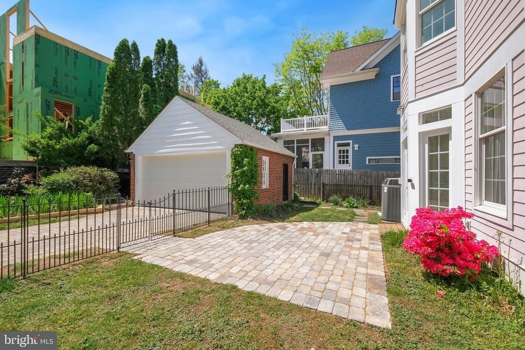 4400 Ridge Street - Photo 33