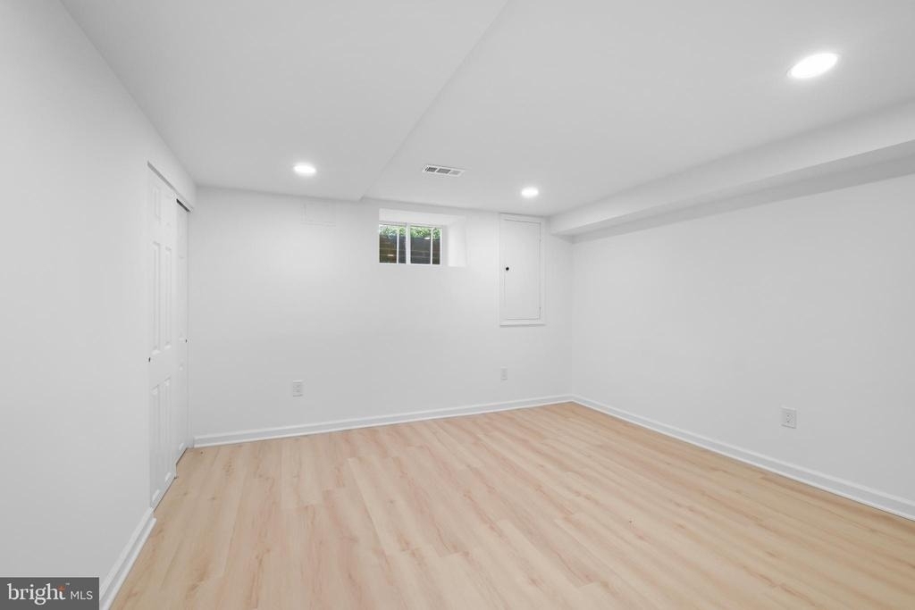4400 Ridge Street - Photo 27