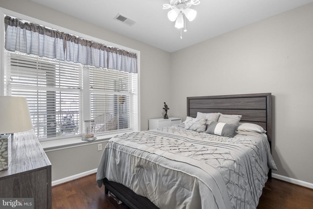 27 Booth Street - Photo 16