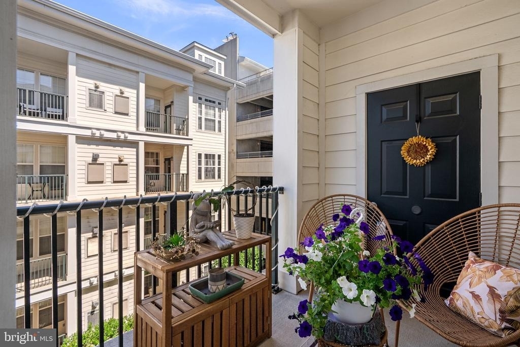 27 Booth Street - Photo 21