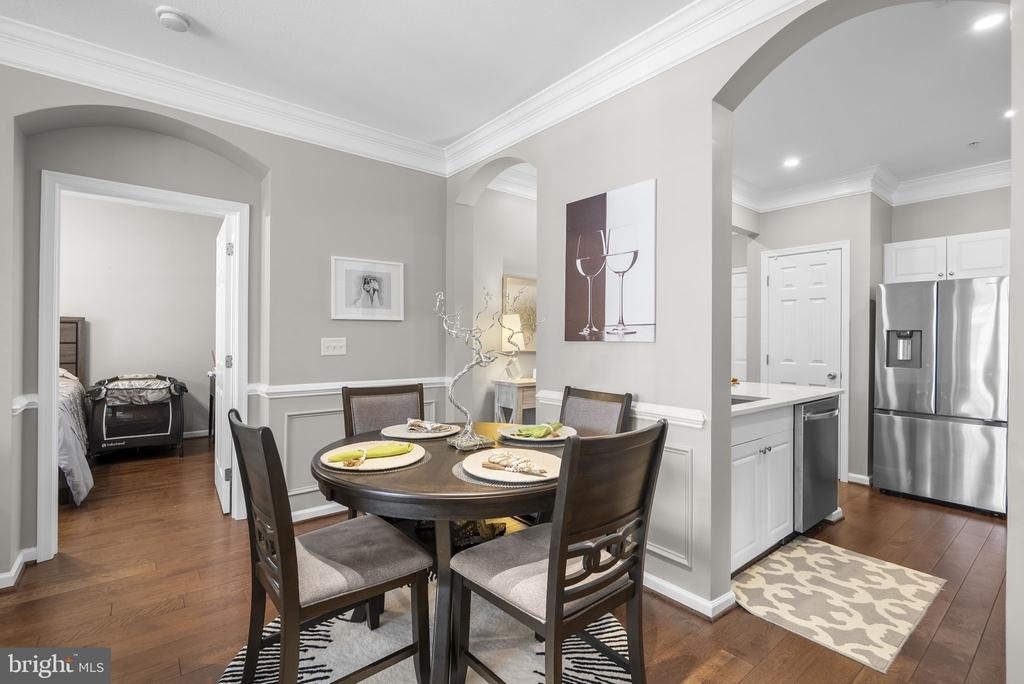 27 Booth Street - Photo 6